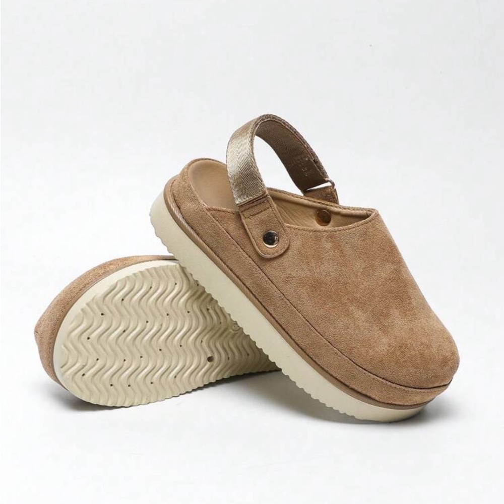 Tan Slingback Shoe - Picture 3 of 15